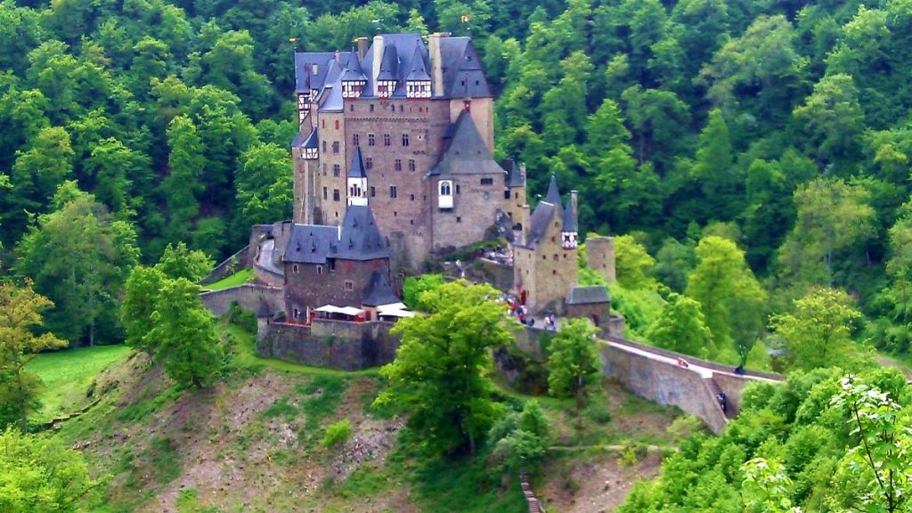  Burg Eltz, Germany