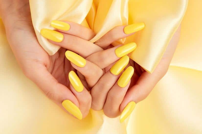 Luminous peach yellow nail art